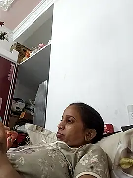 Snapshot of Hotty-Nidhi chatting on October 16, 6:27 pm Hotty-Nidhi online show from October 16, 6:27 pm