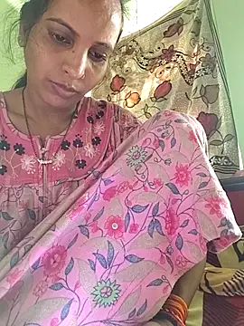 Hotty-Nidhi online show from November 5, 2:36 am