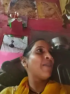 Snapshot of Hotty-Nidhi chatting on October 7, 1:56 pm Hotty-Nidhi online show from October 7, 1:56 pm
