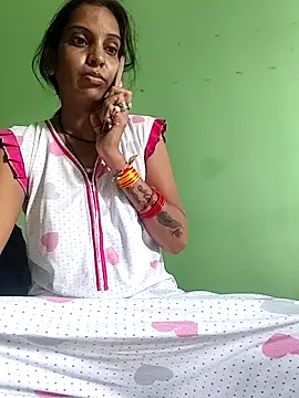 Snapshot of Hotty-Nidhi chatting on October 2, 2:59 am Hotty-Nidhi online show from October 2, 2:59 am