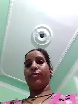 Snapshot of Hotty-Nidhi chatting on September 21, 6:02 pm Hotty-Nidhi online show from September 21, 6:02 pm