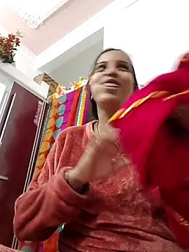 Hotty-Nidhi online show from November 18, 2:59 am