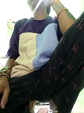 Hotty-Nidhi online show from October 31, 4:53 am