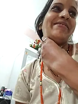 Hotty-Nidhi online show from October 22, 4:45 am