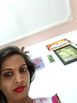 Hotty-Nidhi online show from June 25, 5:51 pm