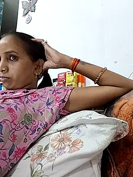 Hotty-Nidhi online show from May 29, 6:25 pm