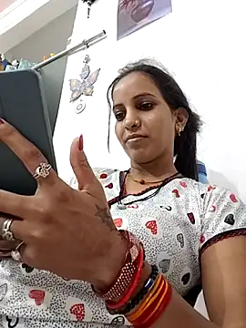 Hotty-Nidhi online show from June 12, 3:48 am