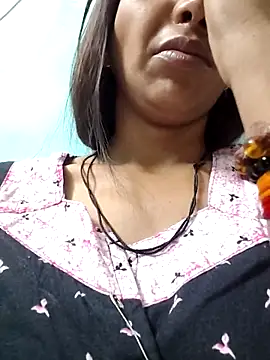 Hotty-Nidhi online show from June 15, 1:17 am