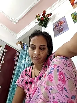 Hotty-Nidhi online show from May 30, 6:42 am