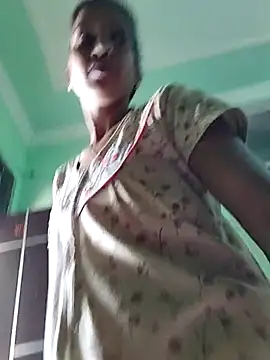 Hotty-Nidhi online show from February 22, 3:53 am