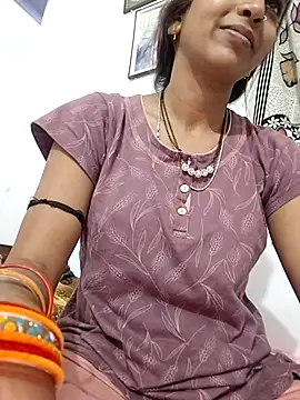 Hotty-Nidhi online show from March 20, 2:56 am