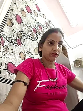 Hotty-Nidhi online show from March 28, 5:03 pm