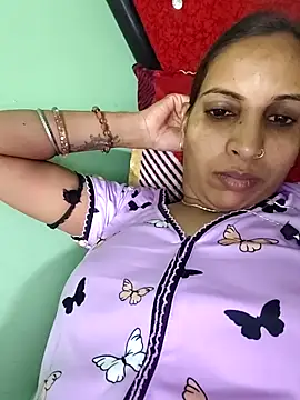 Hotty-Nidhi online show from March 5, 5:09 pm