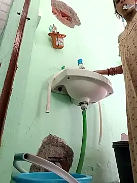 Hotty-Nidhi online show from March 2, 3:07 am