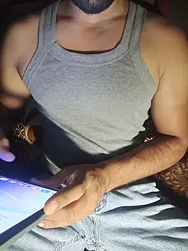 Snapshot of HARSHHU01 chatting on July 27, 5:42 pm HARSHHU01 online show from July 27, 5:42 pm