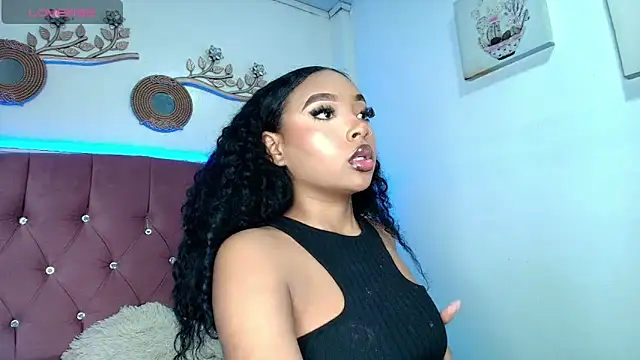 Snapshot of charlotte_walker1 chatting on November 15, 2:54 pm charlotte walker1 online show from November 15, 2:54 pm