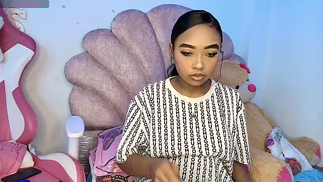 charlotte walker1 online show from March 15, 9:22 pm