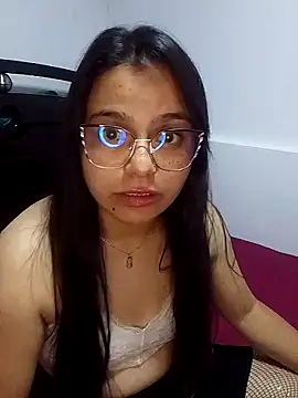 Snapshot of AnaHobson chatting on March 11, 8:20 pm AnaHobson online show from March 11, 8:20 pm