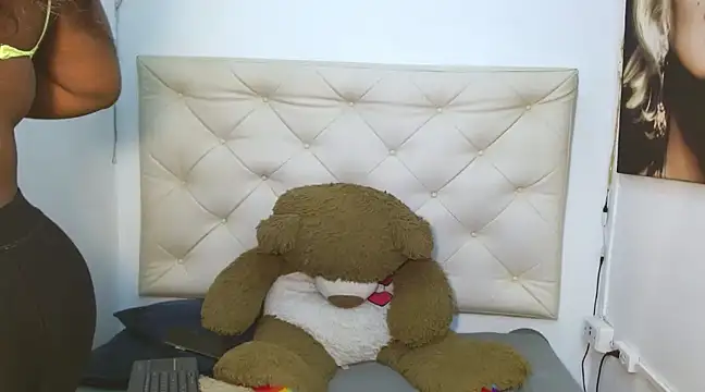 Zoe ebony74 online show from March 19, 7:17 pm