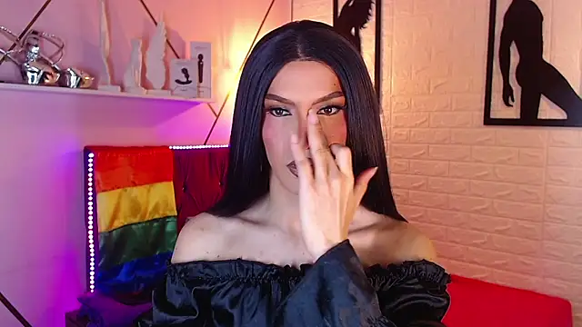 Snapshot of agatha_rodriguez chatting on June 18, 12:32 pm agatha rodriguez online show from June 18, 12:32 pm