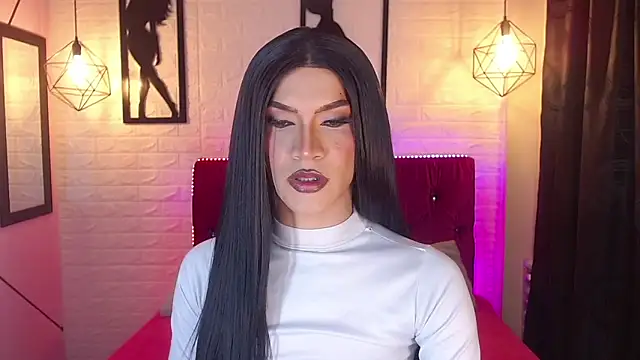 Snapshot of agatha_rodriguez chatting on June 2, 12:38 pm agatha rodriguez online show from June 2, 12:38 pm