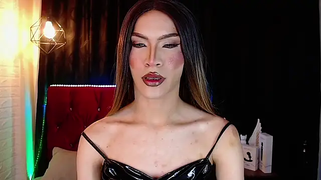 agatha rodriguez online show from April 11, 7:50 pm