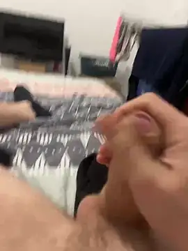 Snapshot of perpignan6659 chatting on March 11, 4:40 pm perpignan6659 online show from March 11, 4:40 pm