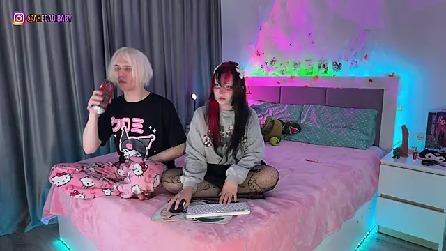 Snapshot of h3ntai_baby chatting on November 2, 3:17 pm h3ntai baby online show from November 2, 3:17 pm