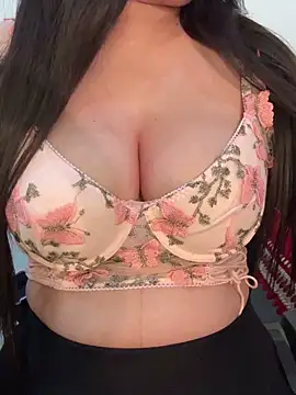 yours chahat online show from March 4, 5:31 pm