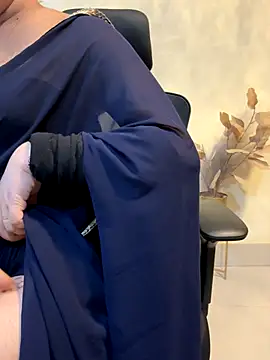 Snapshot of yours_chahat chatting on October 24, 7:07 am yours chahat online show from October 24, 7:07 am