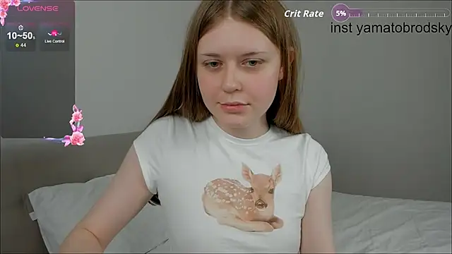 Snapshot of YamatoBrodsky chatting on October 3, 8:32 pm YamatoBrodsky online show from October 3, 8:32 pm
