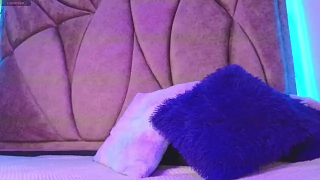 Snapshot of Kanela_miller_ chatting on May 20, 12:24 pm Kanela miller online show from May 20, 12:24 pm