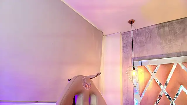 Snapshot of adara_evanss chatting on October 8, 9:37 pm adara evanss online show from October 8, 9:37 pm