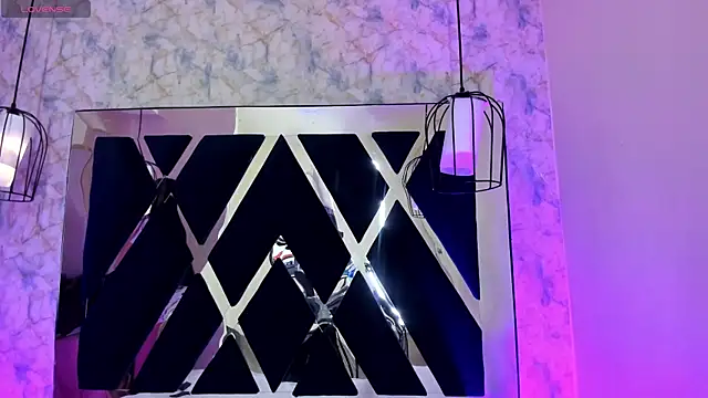 Snapshot of adara_evanss chatting on November 10, 8:14 pm adara evanss online show from November 10, 8:14 pm