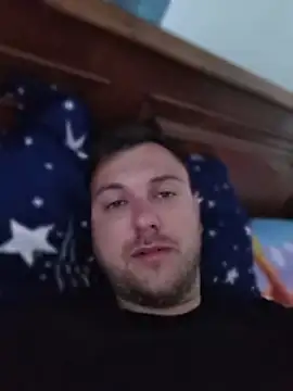 hugedickedd online show from May 19, 4:52 am