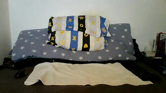 Snapshot of GermanAnonym@xh chatting on December 17, 2:27 am GermanAnonymxh online show from December 17, 2:27 am