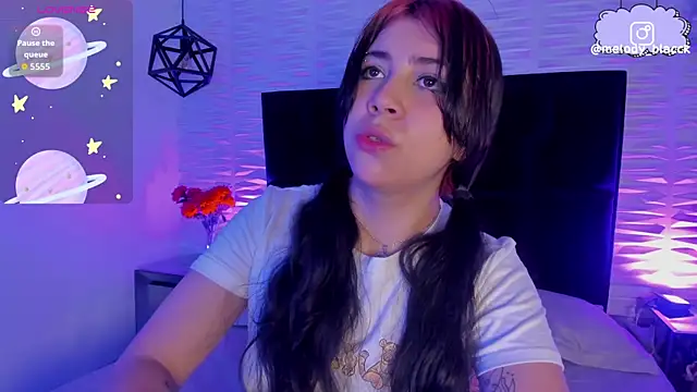 Melody Black  online show from May 14, 8:39 pm