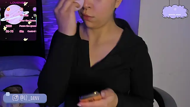 Snapshot of Melody_Black_ chatting on November 7, 7:51 pm Melody Black online show from November 7, 7:51 pm