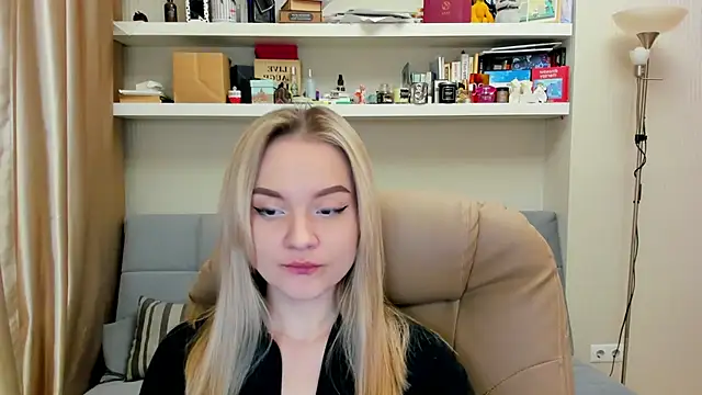 Kara Smith  online show from March 16, 12:12 am