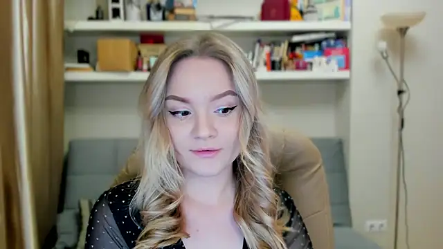 Kara Smith  online show from November 29, 10:43 pm