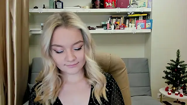 Kara Smith  online show from January 10, 12:28 am