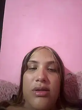 iamsara 21 online show from May 4, 6:17 am