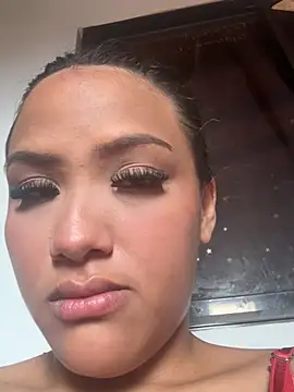 iamsara 21 online show from March 19, 2:28 pm