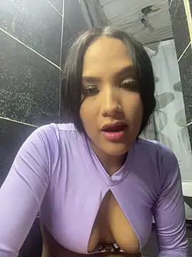 Snapshot of iamsara_21 chatting on February 20, 5:26 am iamsara 21 online show from February 20, 5:26 am