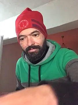 Snapshot of Miximum4848 chatting on December 17, 8:14 pm Miximum4848 online show from December 17, 8:14 pm