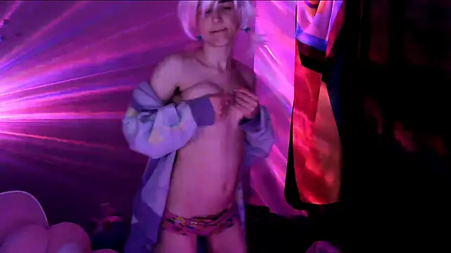 ThirstyKawaii online show from March 11, 2:10 am