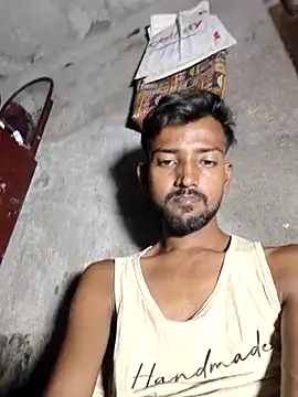 Snapshot of India_HOT23 chatting on October 14, 7:03 pm India HOT23 online show from October 14, 7:03 pm