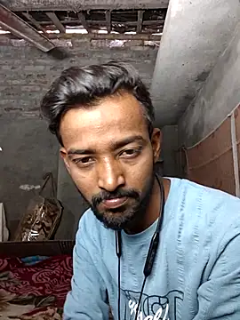 India HOT23 online show from December 19, 4:49 am