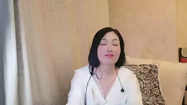 Rachel-6600 online show from March 4, 3:31 pm