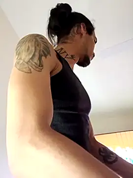 HazelEyedJay420 online show from March 21, 3:33 am